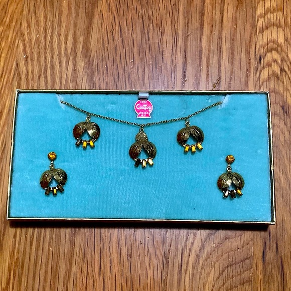 CeeTee Jewelry - CeeTee Vintage 1/20-10kt Gold Filled Set